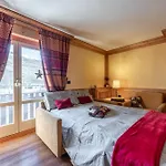 Cervinia Mountain Bliss - Front Of Lift Apartment